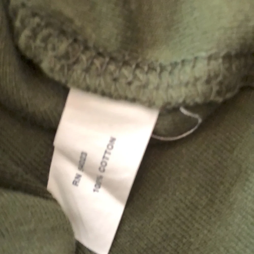 2007 babyGap Long Sleeve Graphic Top in Green Size 18-24 Months Toddler Girl